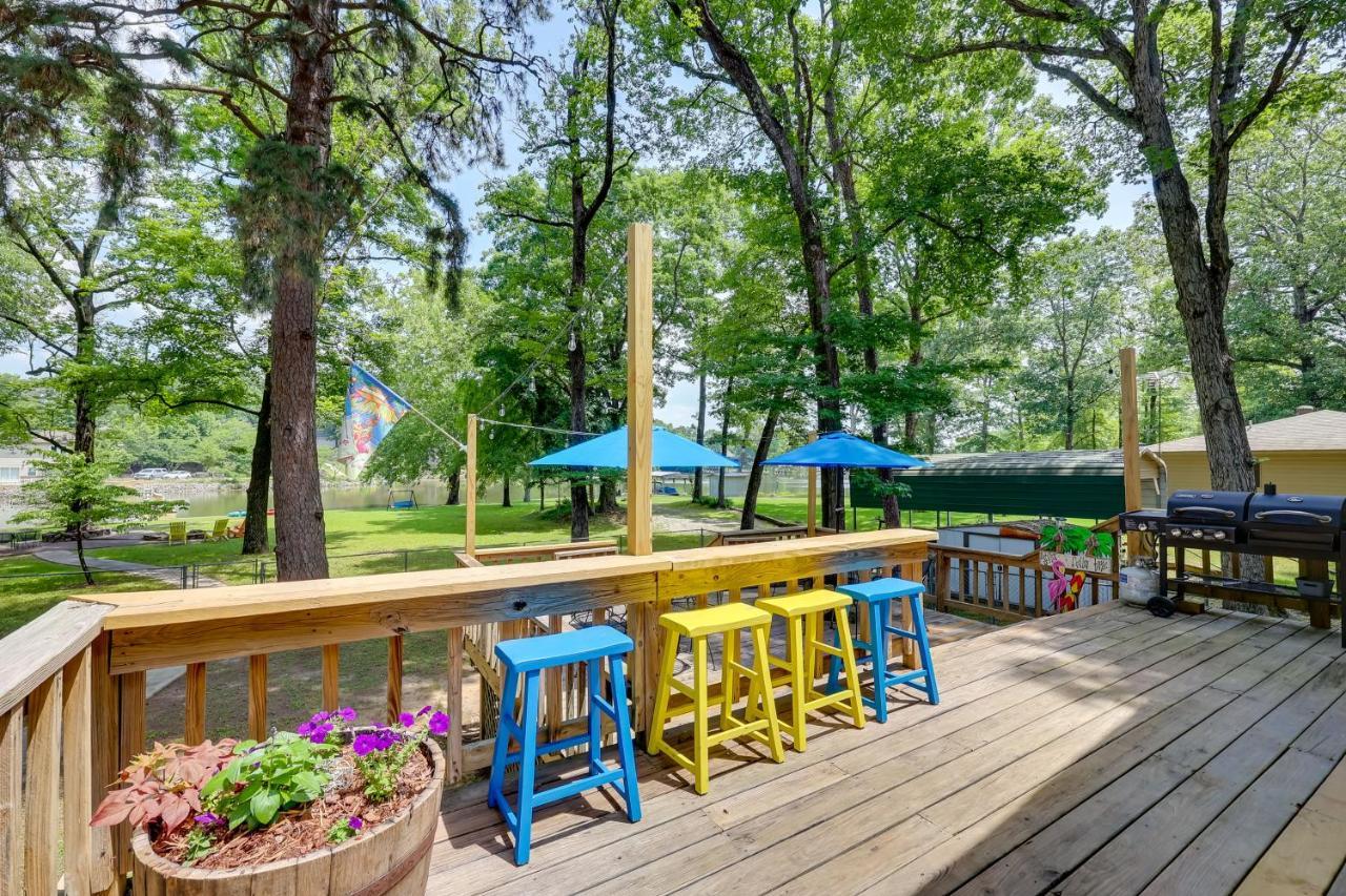 Lakefront Hot Springs Home With Furnished Deck! Ngoại thất bức ảnh